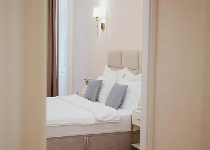 New Downtown W Breakfast&parking Option Budapesta